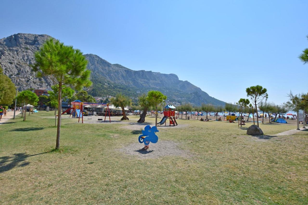Apartment Mandic Omis Exterior photo