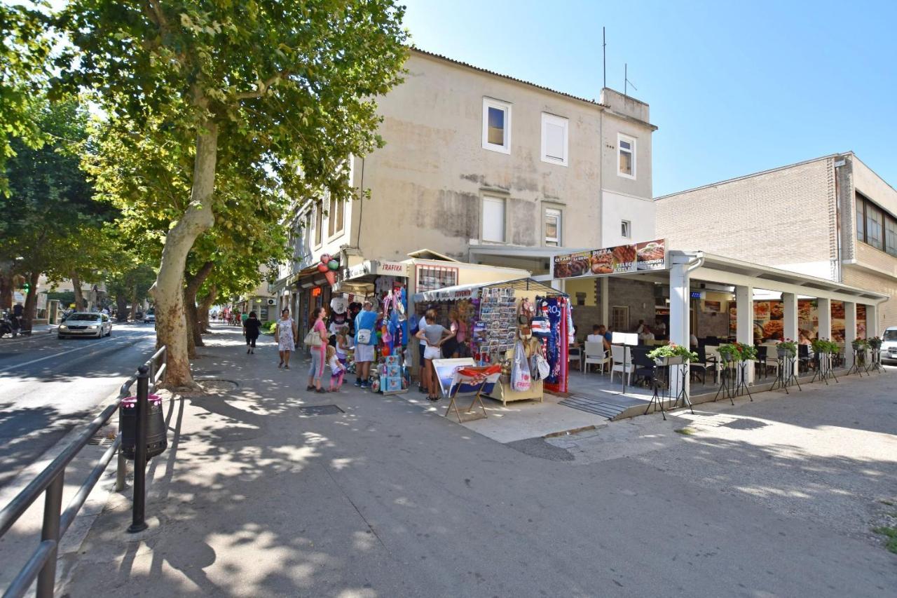 Apartment Mandic Omis Exterior photo